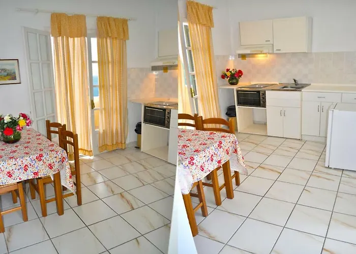 Apartments With Pool Maria On Agios Gordios Beach