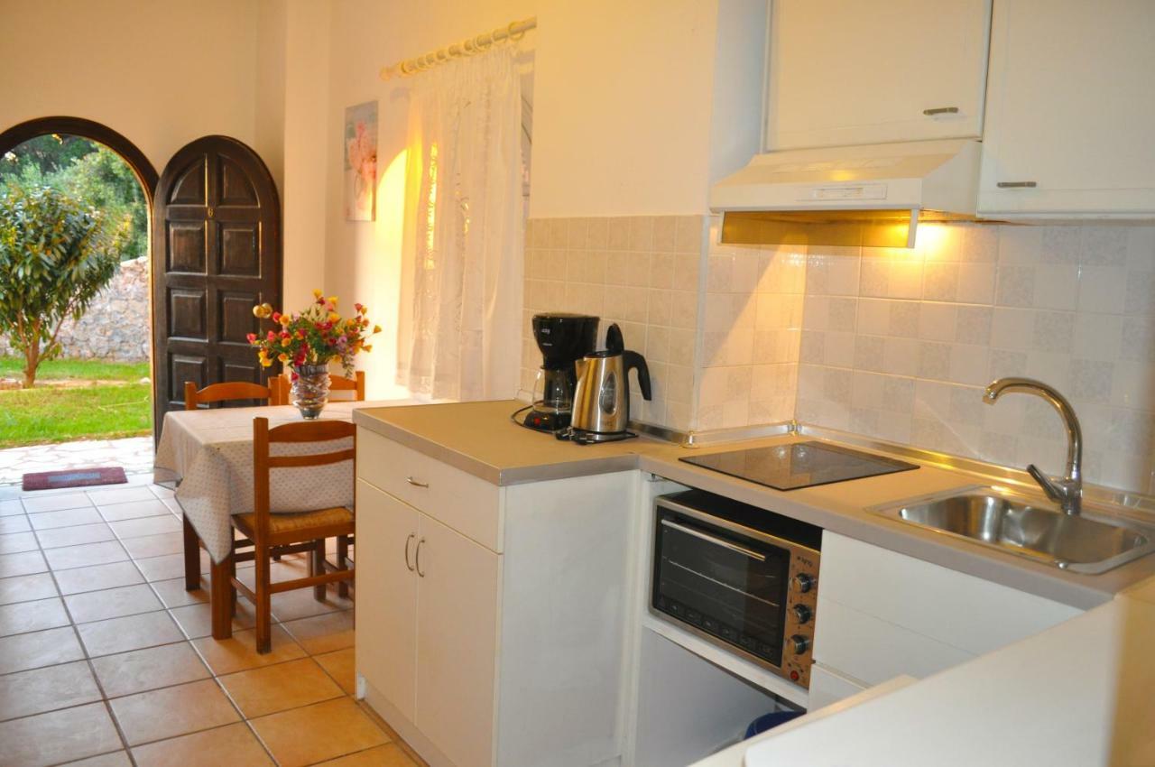 Apartment With Pool Maria On Agios Gordios Agios Gordios (Corfu)